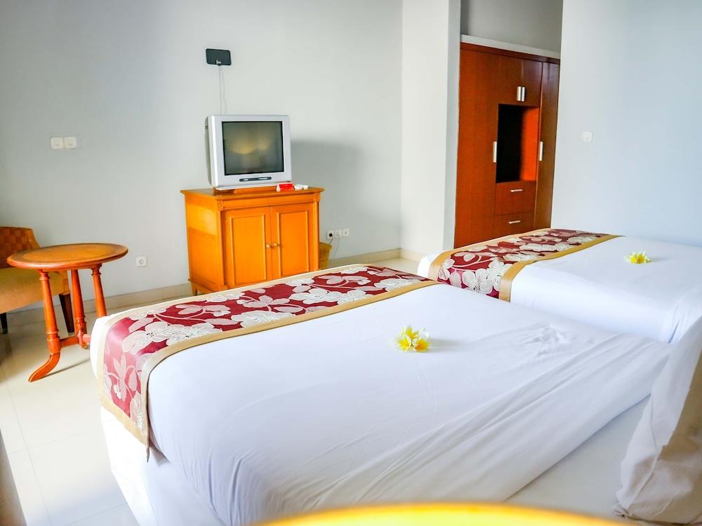 U Tube Hotel Uluwatu  Luaran gambar